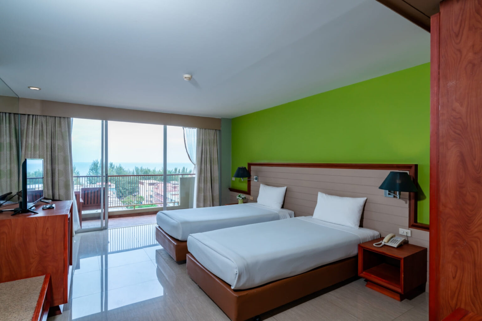 LongBeach Cha-am Hotel | Sleep Room | Deluxe | โรงแรมลองบีช ชะอํา