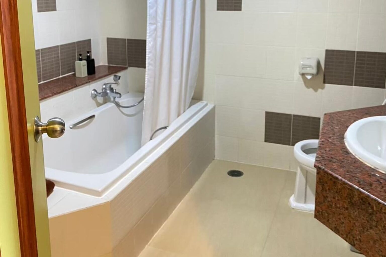 LongBeach Cha-am Hotel | Sleep Room | Deluxe | โรงแรมลองบีช ชะอํา