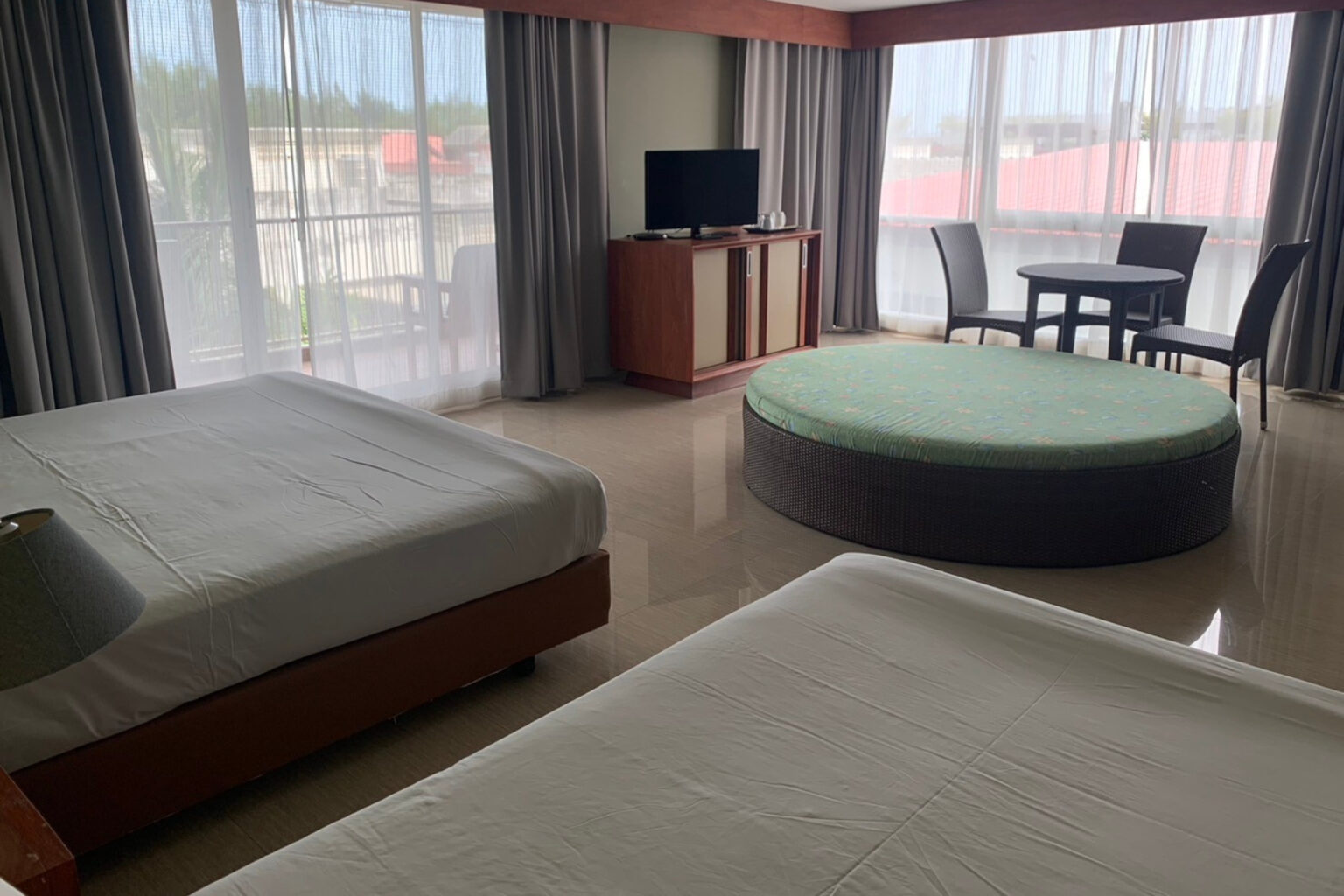 LongBeach Cha-am Hotel | Sleep Family Space | Longbeach Family Suite | โรงแรมลองบีช ชะอํา