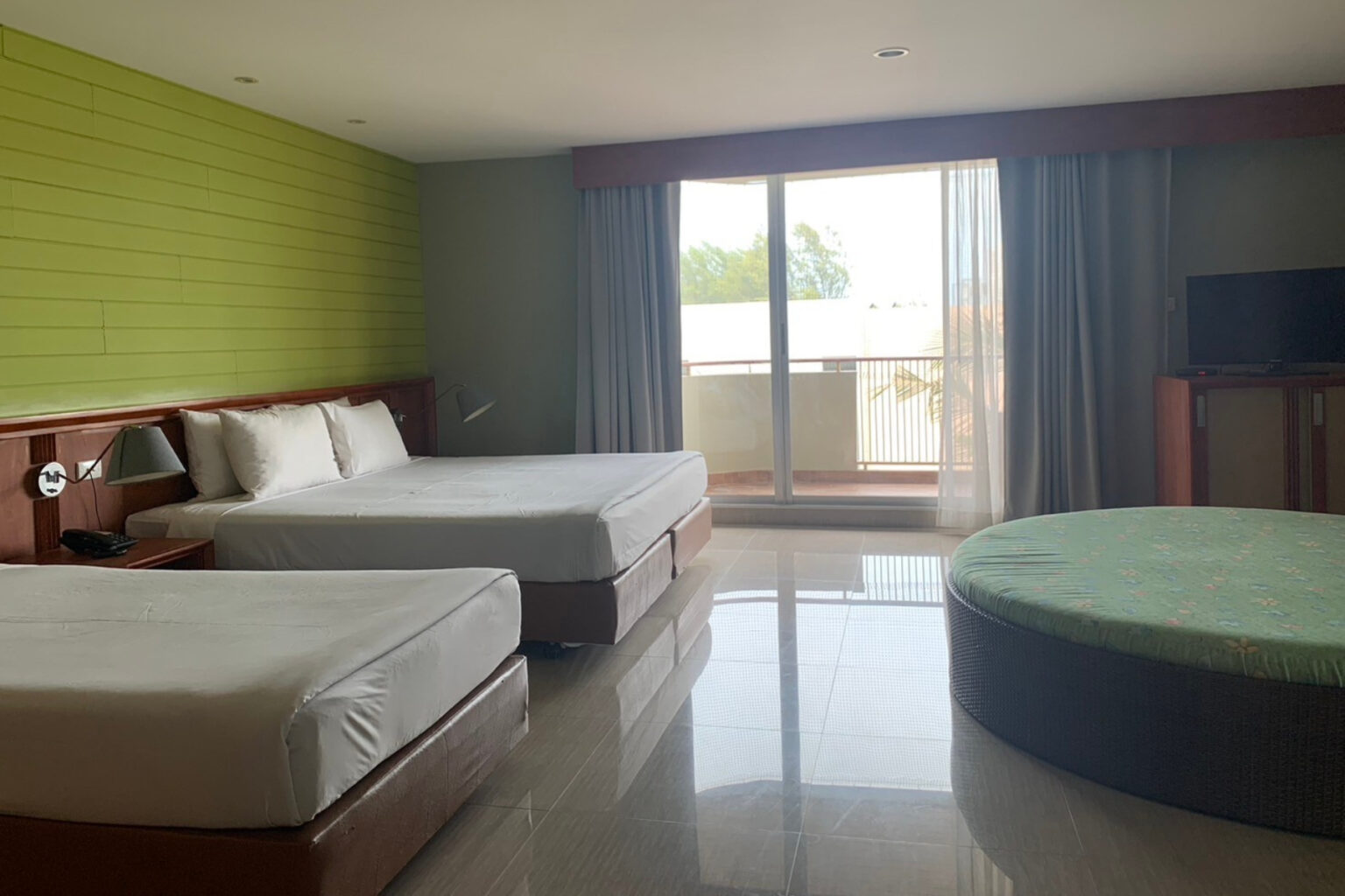LongBeach Cha-am Hotel | Sleep Family Space | Longbeach Family Suite | โรงแรมลองบีช ชะอํา