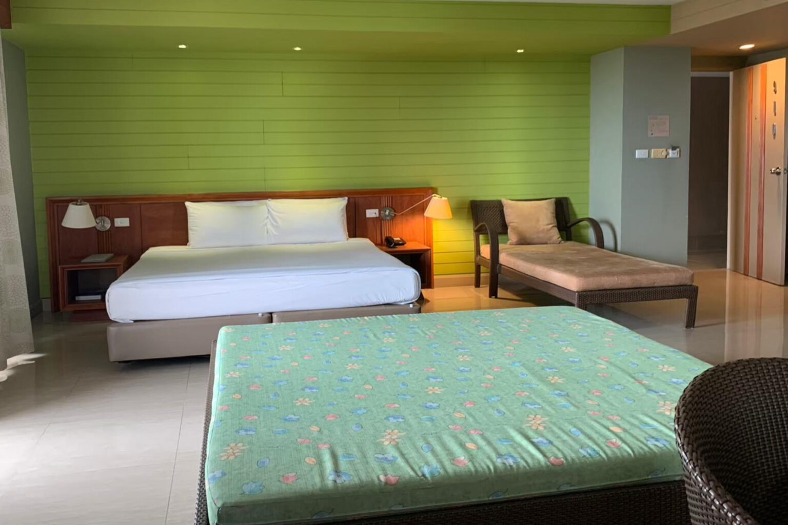 LongBeach Cha-am Hotel | Sleep Family Space | Longbeach Suite | โรงแรมลองบีช ชะอํา