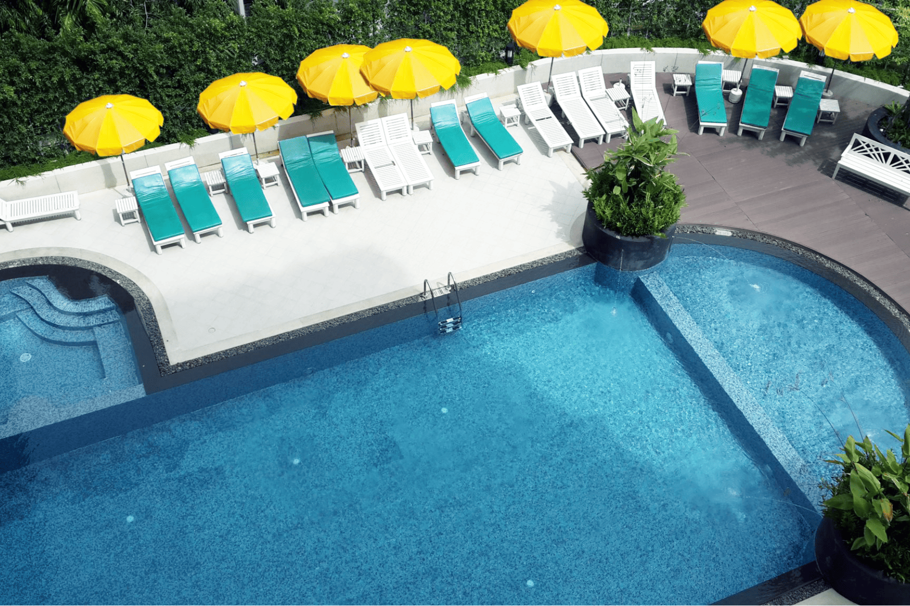 Poolll_0 (1)