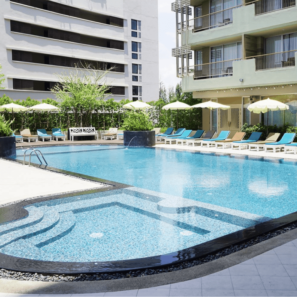 LongBeach Cha-am Hotel | โรงแรมลองบีช ชะอํา